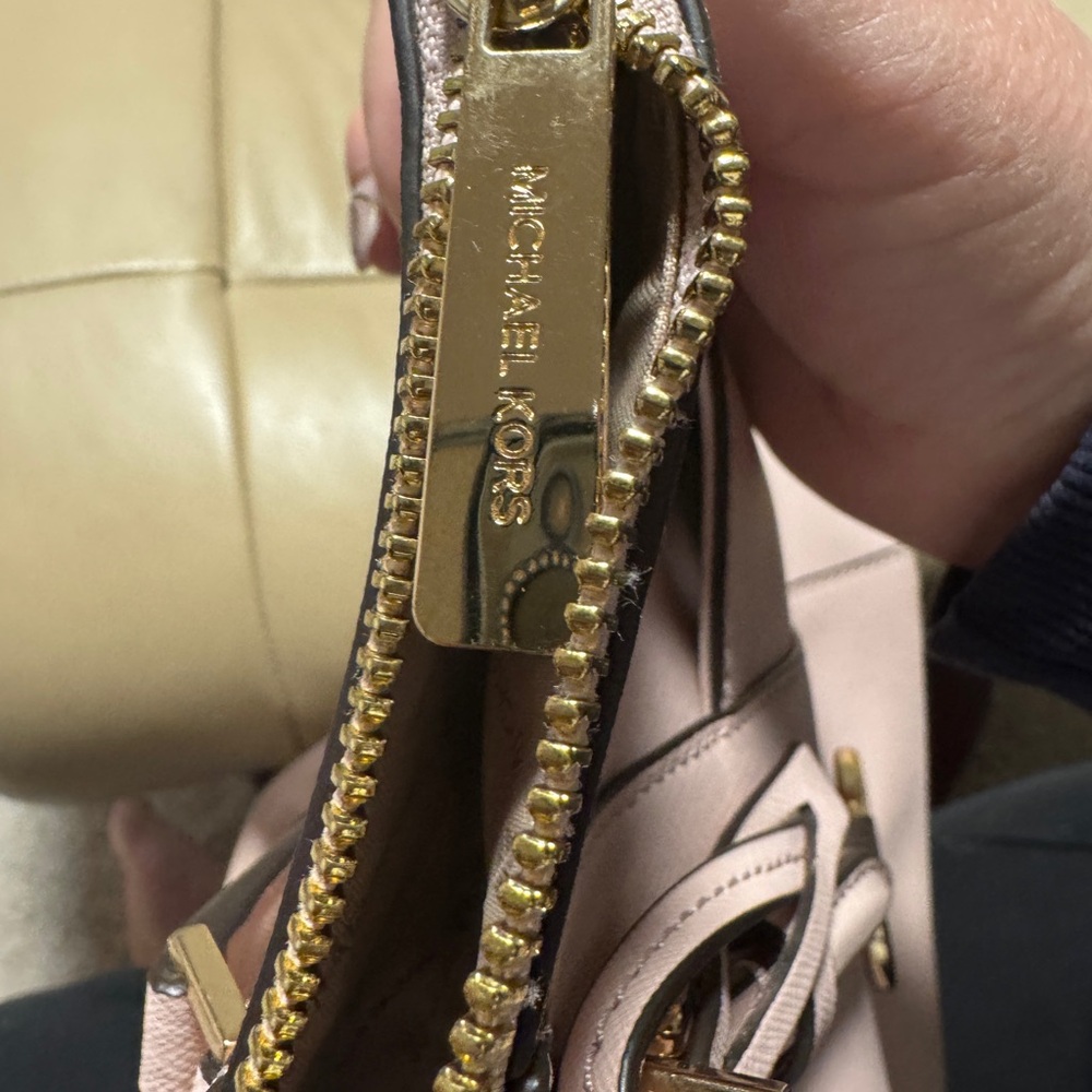 Michael Kors Blush Pink Tote Bag - Picture 9 of 11